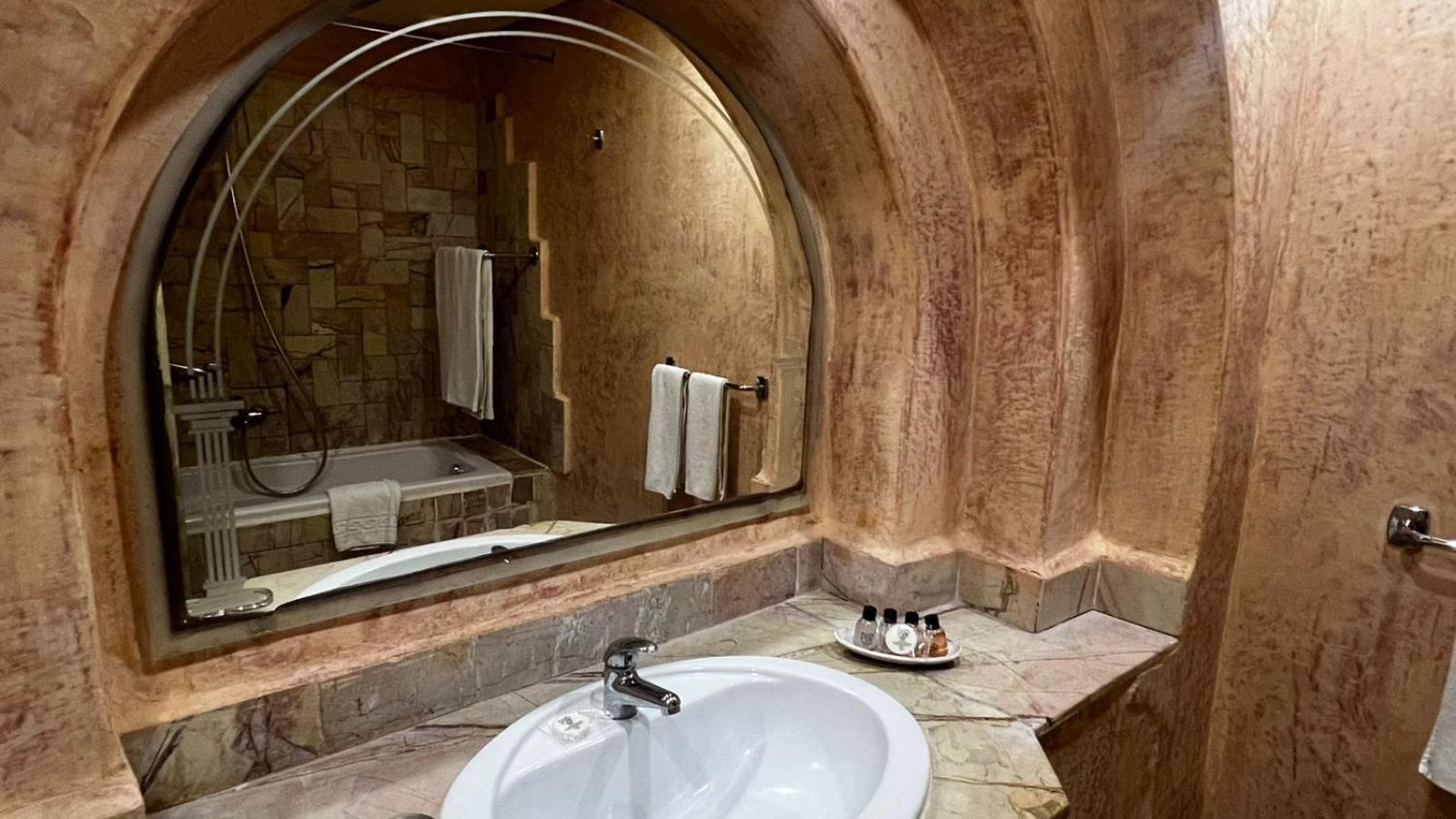 Hotel Lella Baya Al-Hammamat Zewnętrze zdjęcie