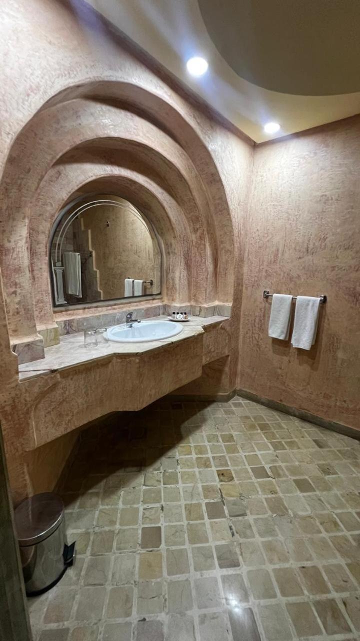 Hotel Lella Baya Al-Hammamat Zewnętrze zdjęcie